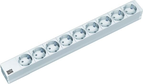 BACHMANN Steckdosenleiste 19 1HE 9xCEE7/3 2,0m CEE7/7